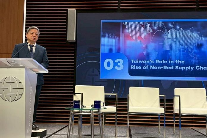 MOEA Minister Kung emphasises Taiwan’s global supply chain role