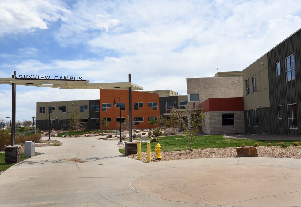 Mapleton Public Schools says students can’t leave class for ICE Out ...
