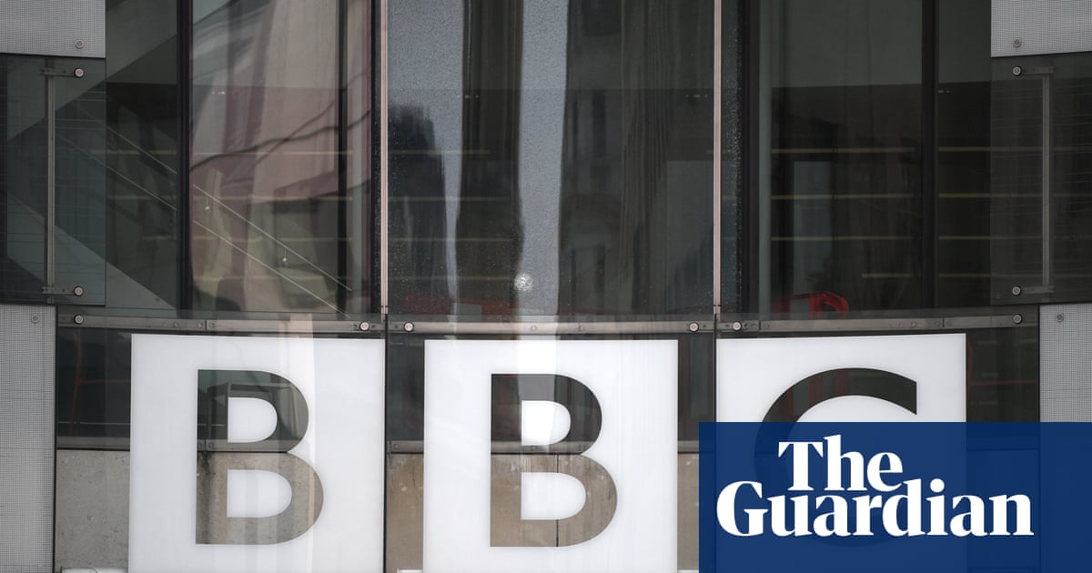 Older women ‘disappear’ from BBC presenting roles, internal review finds | BBC