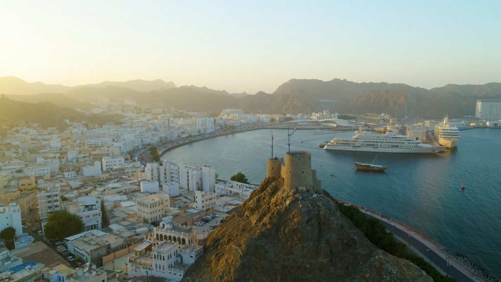 Over 31,000 expat workers booked in 15,000 labour inspections in Oman, ministry says