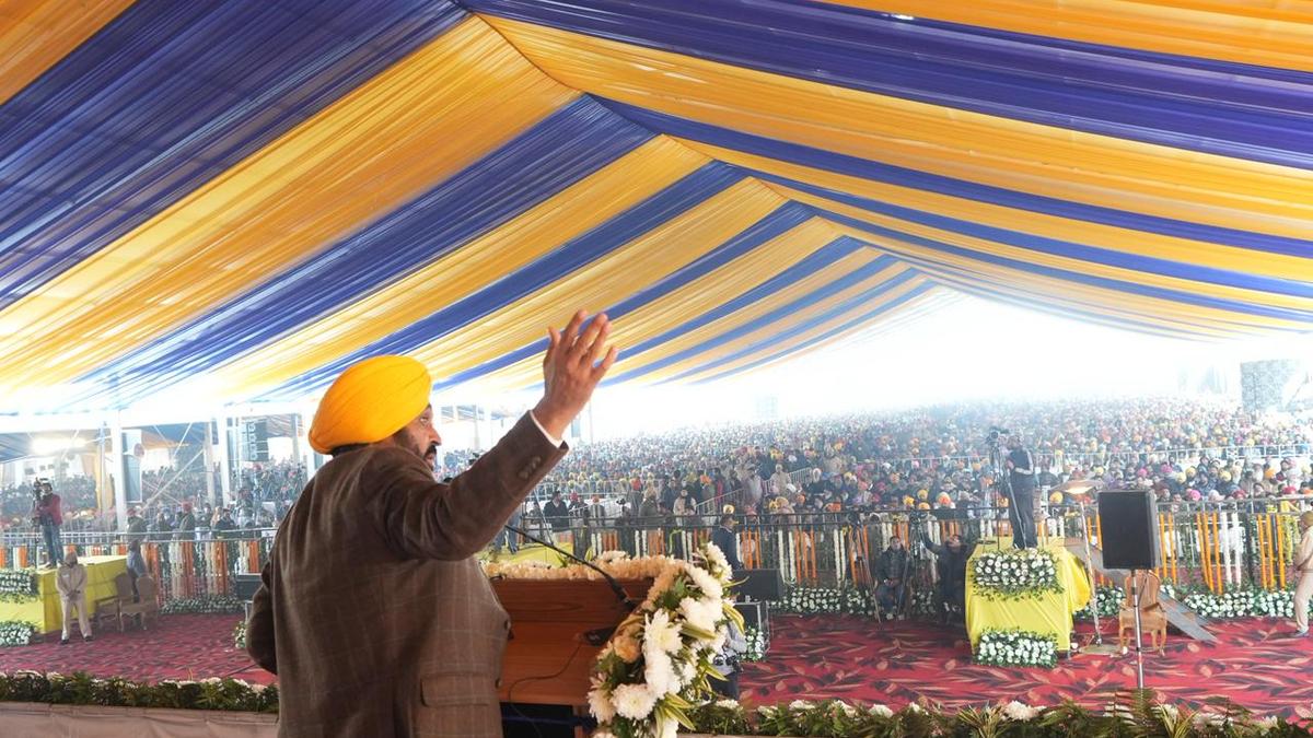 Political parties make pitch for 2027 Punjab election at Maghi Mela