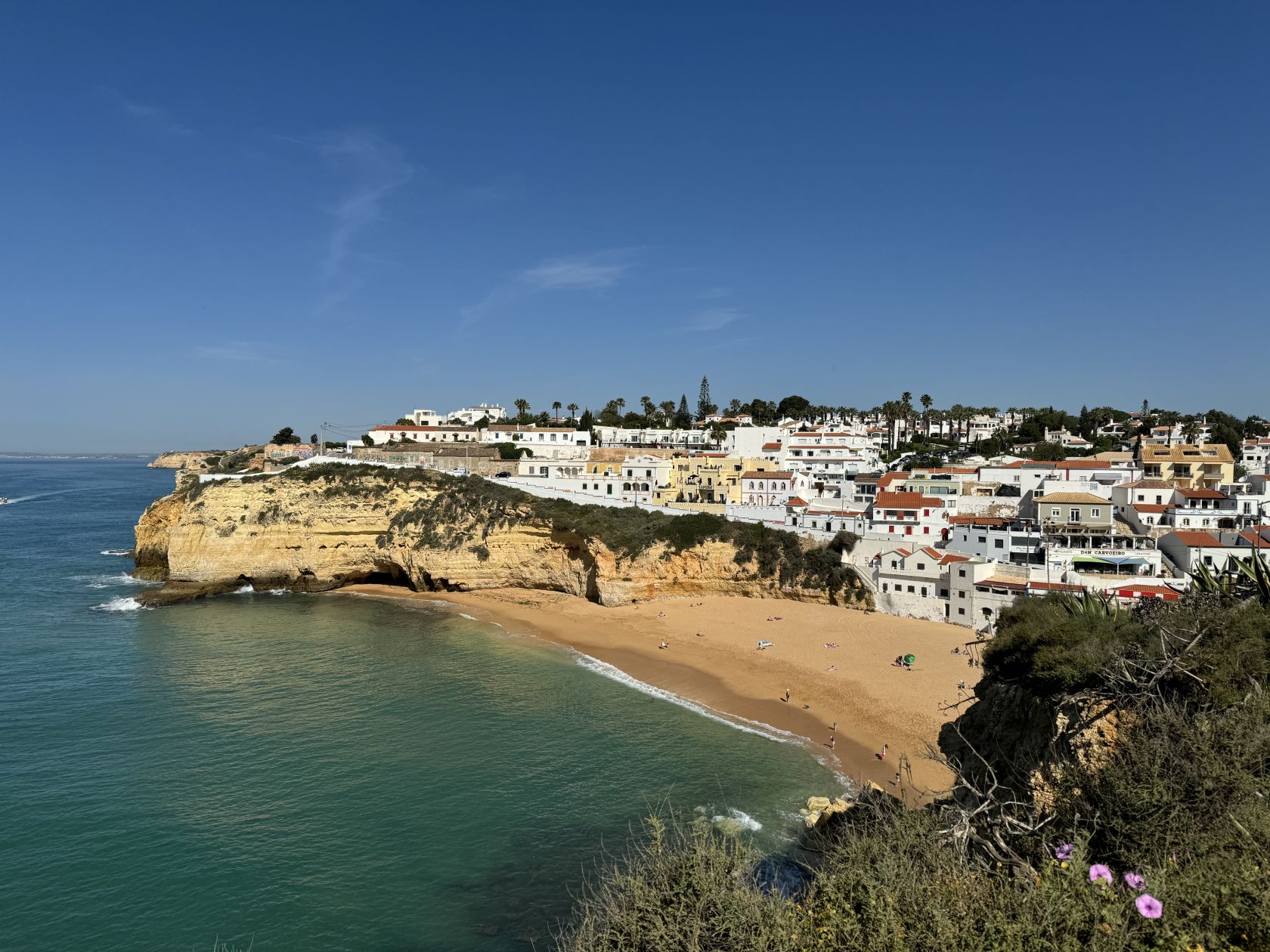 Portugal among the highest revenue from foreign tourists