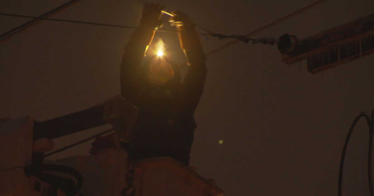 Remain Without Power Power restoration efforts continue as homes remain without electricity ...