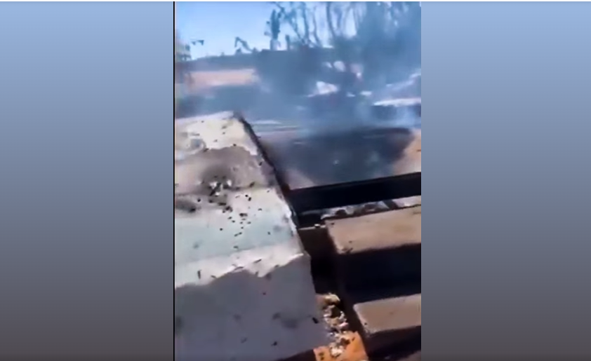 لقطة شاشة من مقطع فيديو  يظهر آثار الدمار بسبب هجوم بمسيرة على منطقة الزرق بشمال دارفور -3 يناير 2025 -وسائل التواصل