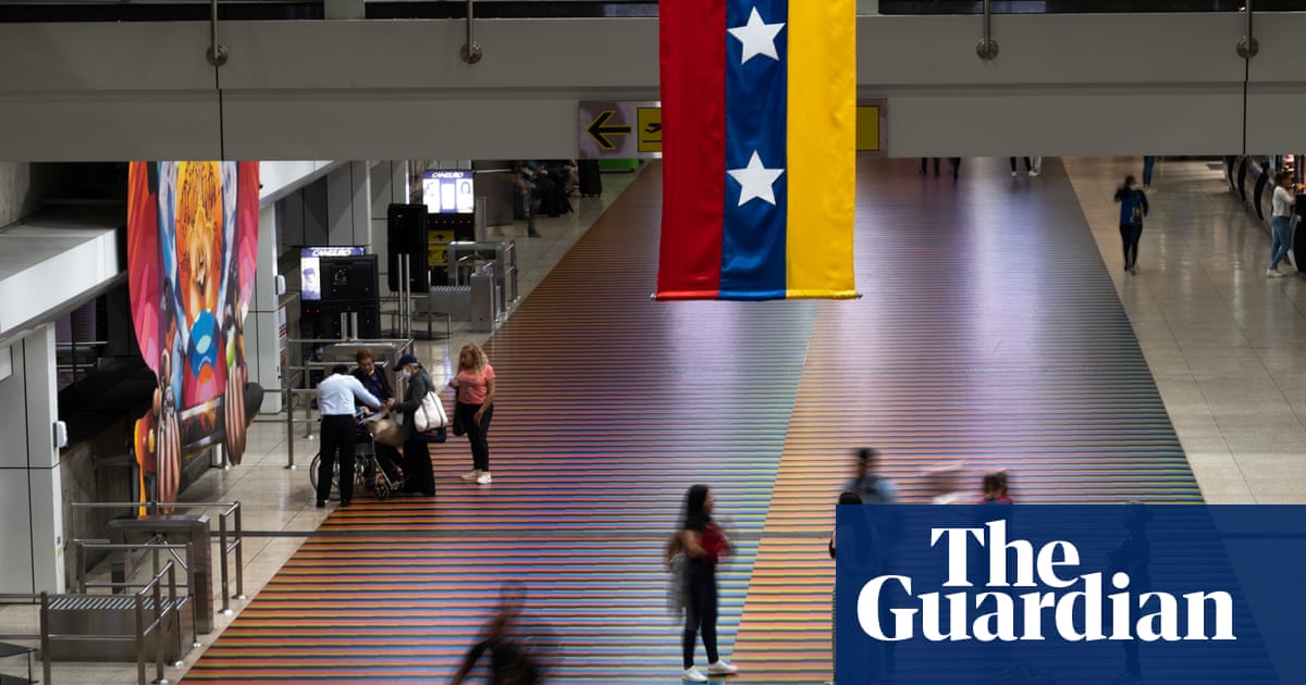 Trump orders immediate reopening of commercial airspace over Venezuela | Venezuela
