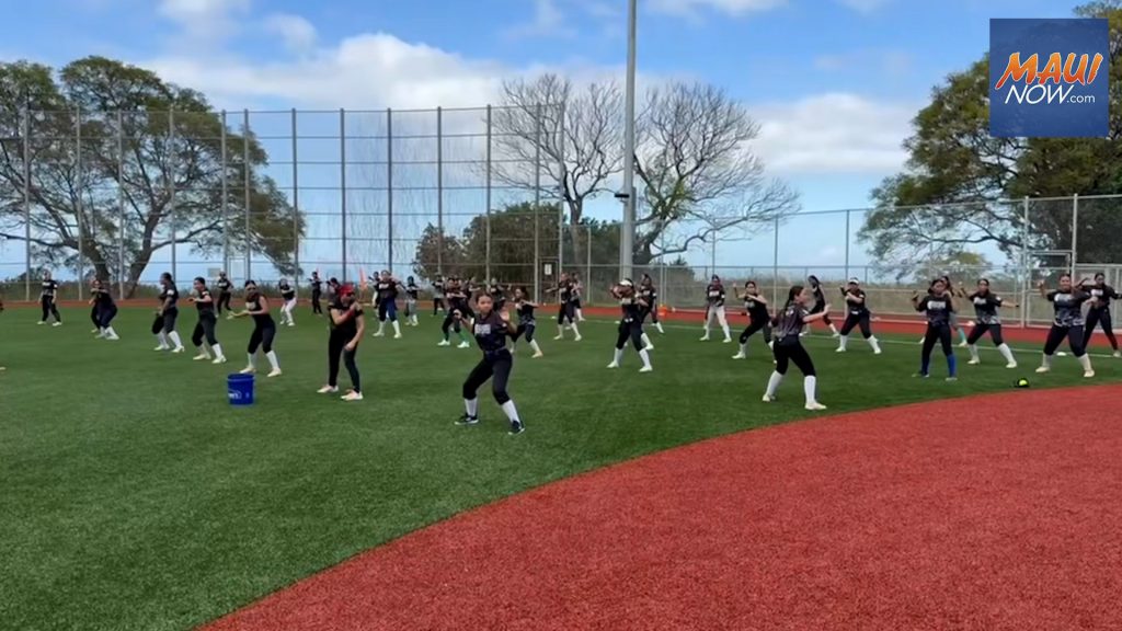 Valley Isle Little League hosts Maui’s first Girls Little League Clinic, powered by Sonic Drive-In : Maui Now