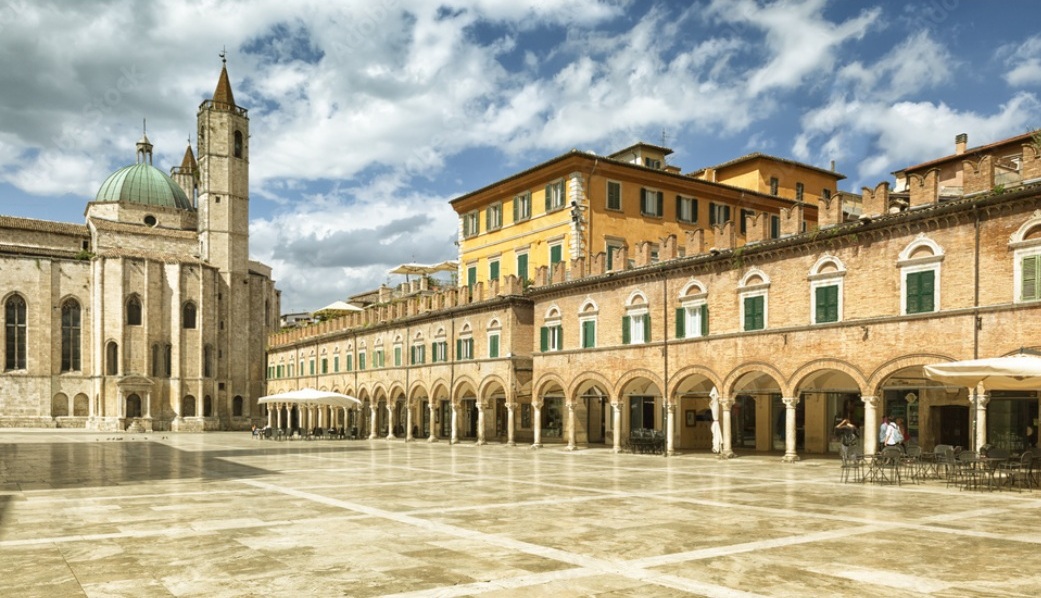 Piazza del Popolo, Ascoli Piceno. Image credit: Shutterstock