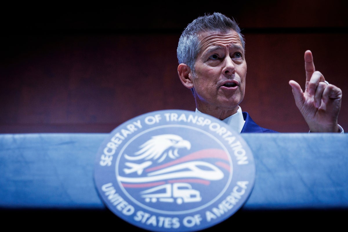 All truckers and bus drivers will be required to take commercial driver's license tests in English