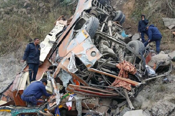 Bus crash in Nepal kills 19 and injures 25