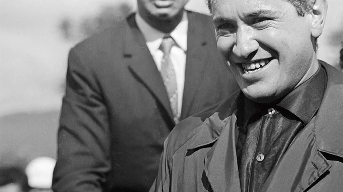 Camilo Torres: Colombia surrenders remains of legendary "guerrilla priest" 60 years after his death