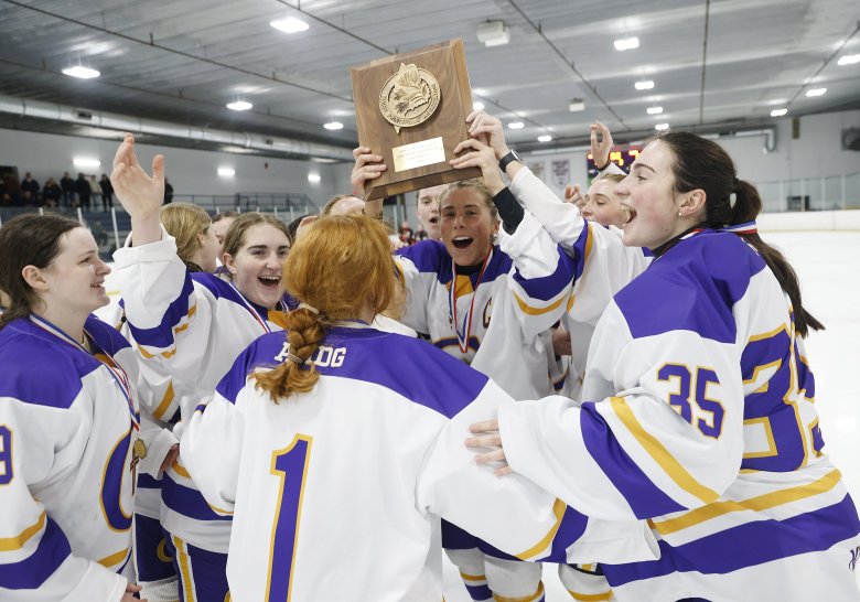 Cheverus girls hockey returns to fourth straight state final