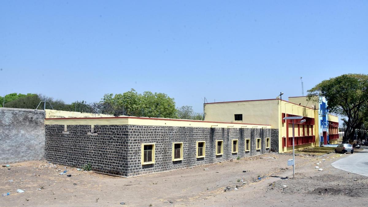 Chief Superintendent of Kalaburagi Central Prison transferred amid inquiry