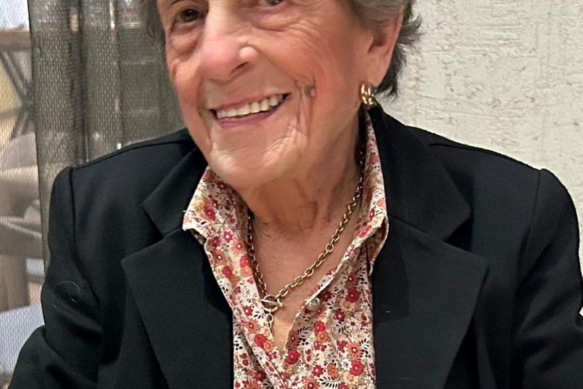 Daniela Petroff, AP's longtime fashion and Vatican reporter, dies at 80