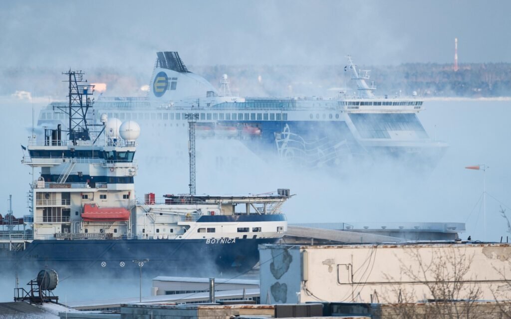 Estonian icebreakers free over 50 ships from ice-bound Baltic Sea coastline