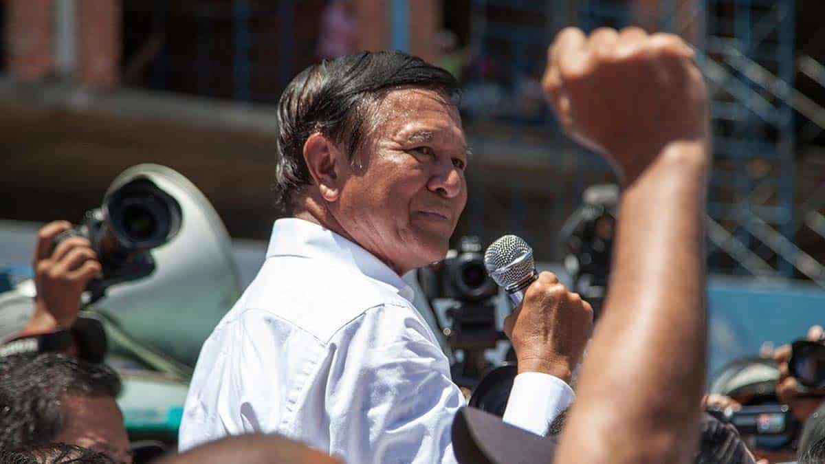 Former Opposition Figure Says Cambodia Would Benefit from Releasing Kem Sokha