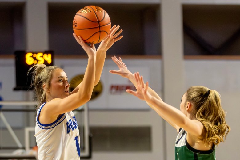 Friday’s Maine high school basketball tournament standouts