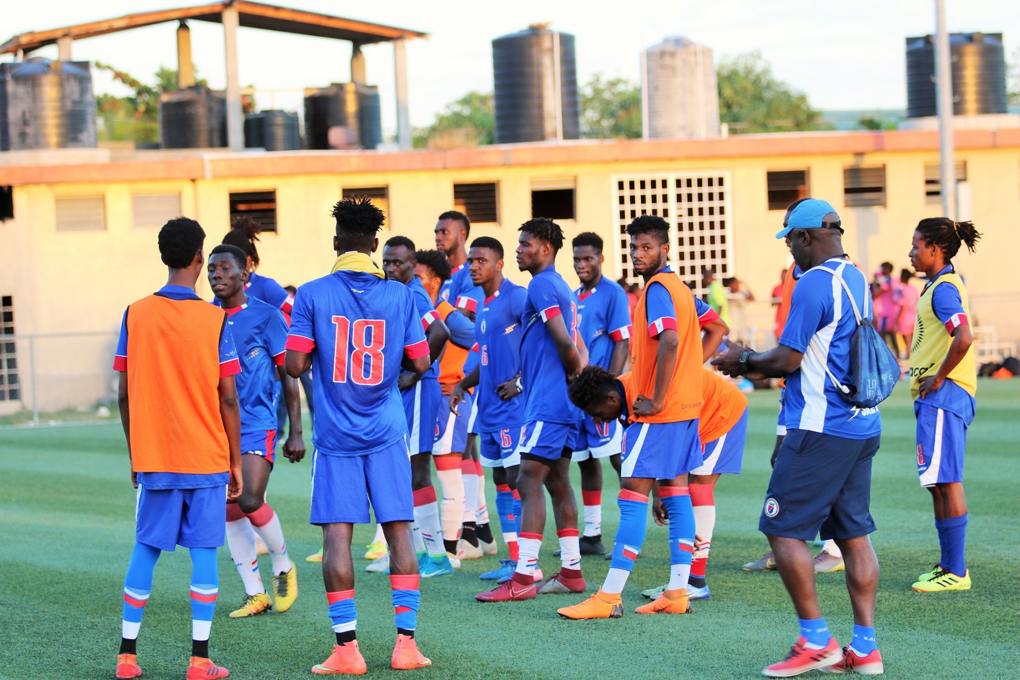 Gangs set fire to Haiti’s FIFA Goal Center in Croix-des-Bouquets