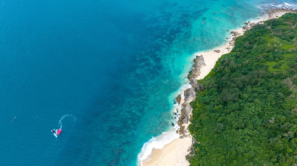 Hainan to establish tropical marine national park