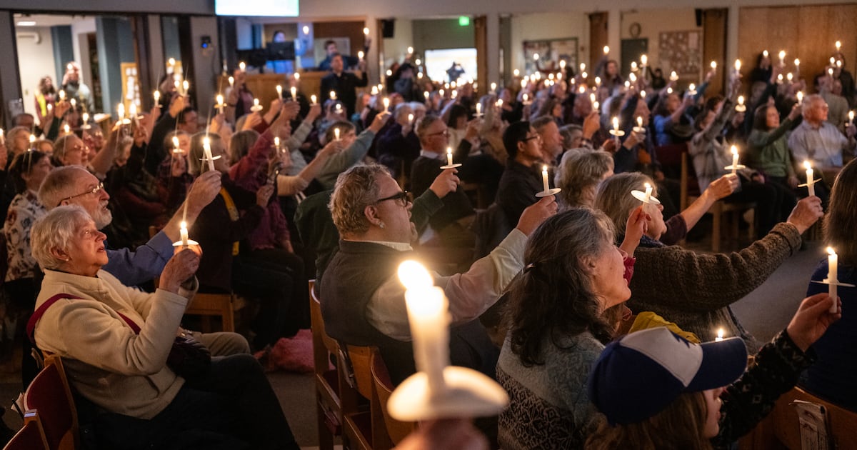 ICE defends detention, deportation of Soldotna family as vigils held and lawmakers probe agency actions