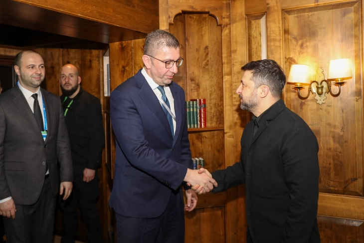 Mickoski discussed the security challenges and the need for just peace with Zelensky