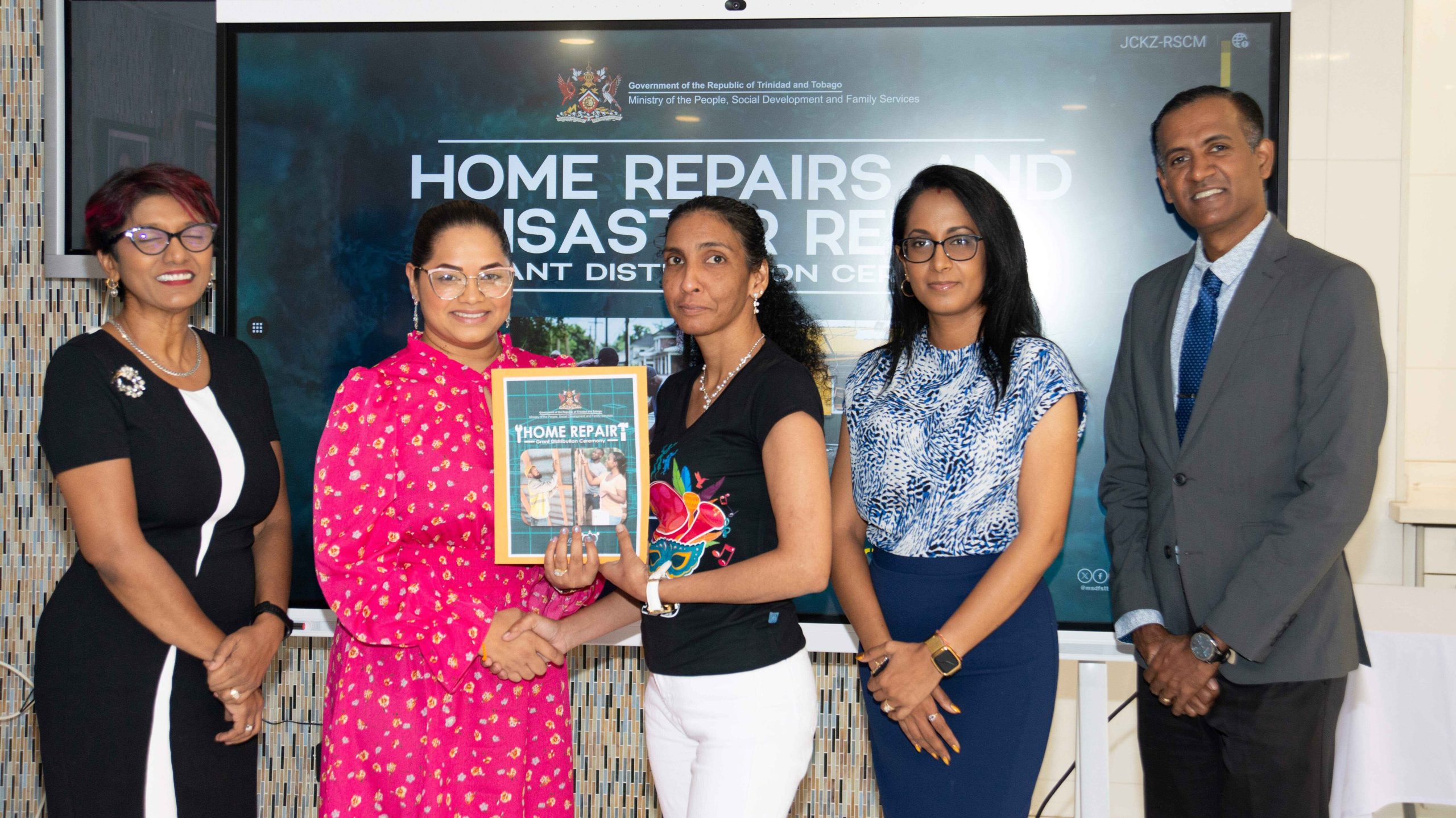 Ministry Distributes Home Repair And Disaster Grants To Vulnerable Families