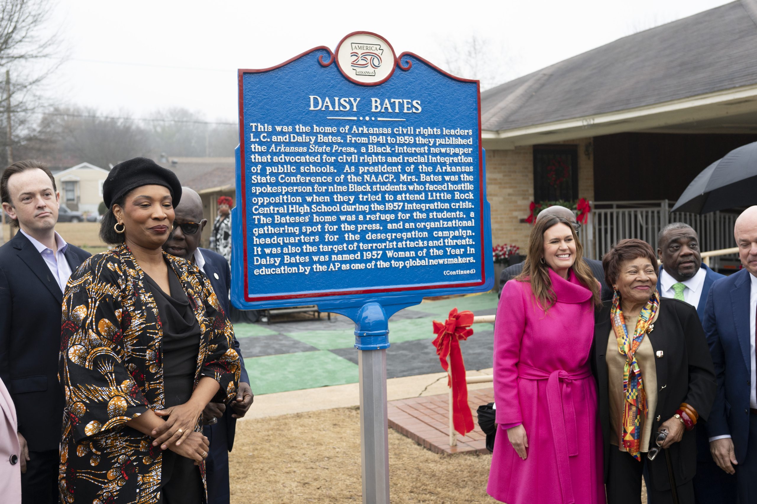 New historical marker unveiled at Daisy Bates' home honors Civil Rights legend's desegregation work