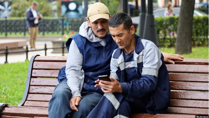 Patents under review: Russian authorities propose new restrictions for migrants and their children