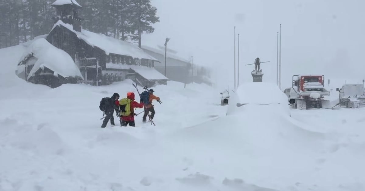 Rescuers reach 6 survivors of California avalanche; 9 more skiers missing