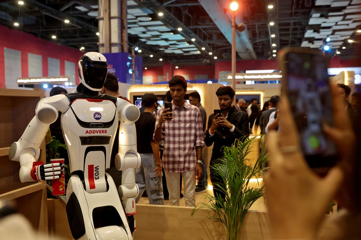 Sarvam: India enters AI race with ChatGPT rival that can be used without internet