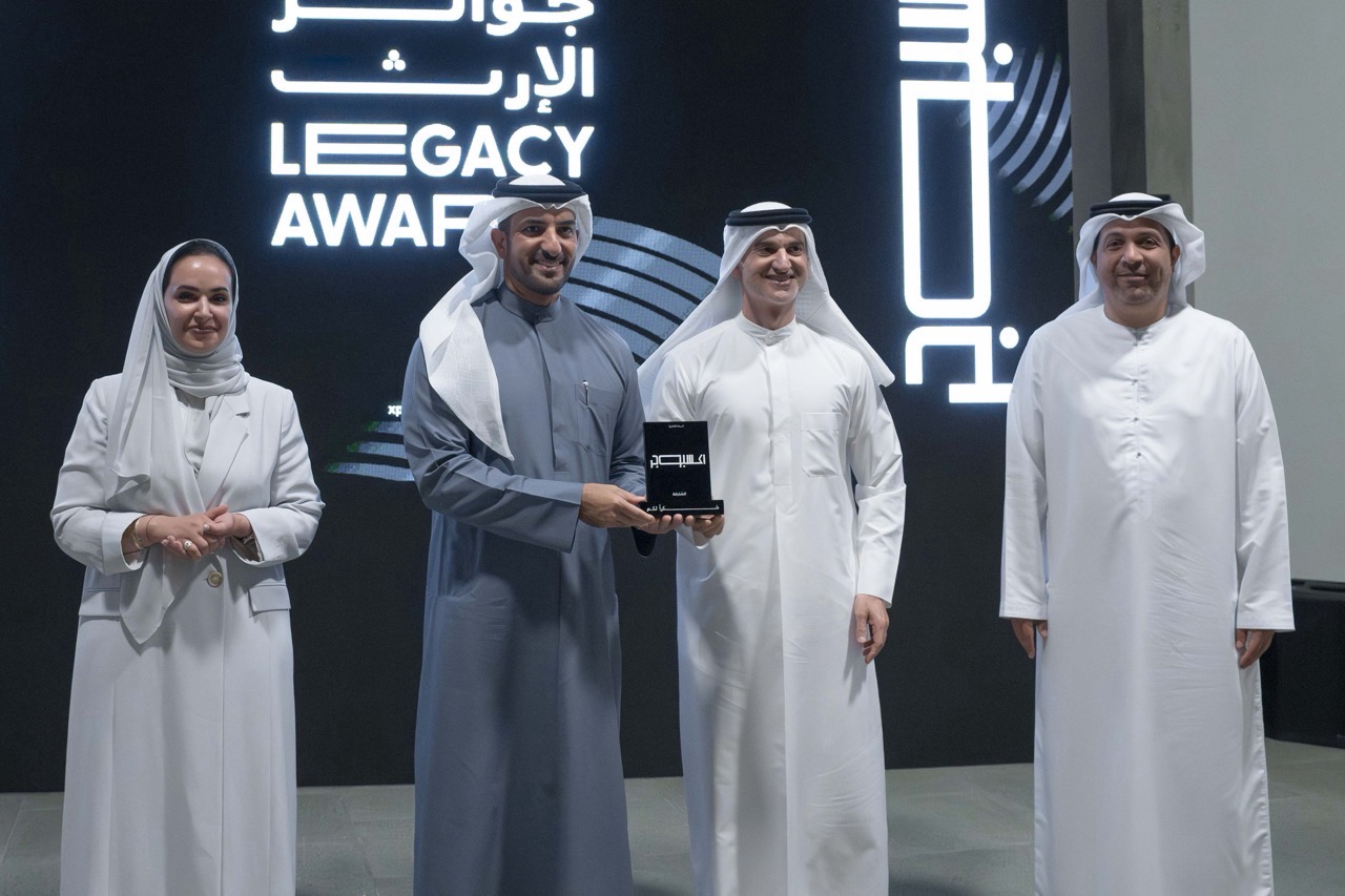 Sultan bin Ahmed attends closing ceremony of Xposure’s 10th edition