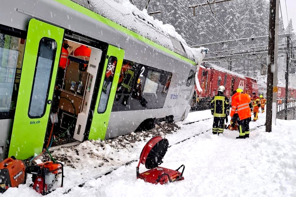 Swiss train derailed by avalanche with multiple casualties feared