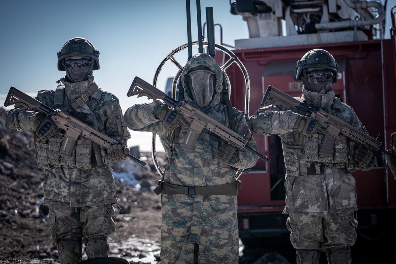 “Winter Exercise-2025”, organized by the Turkish Armed Forces, continues with 12,199 personnel under challenging conditions due to freezing weather in Kars, Türkiye on January 30, 2025. (AA Photo)