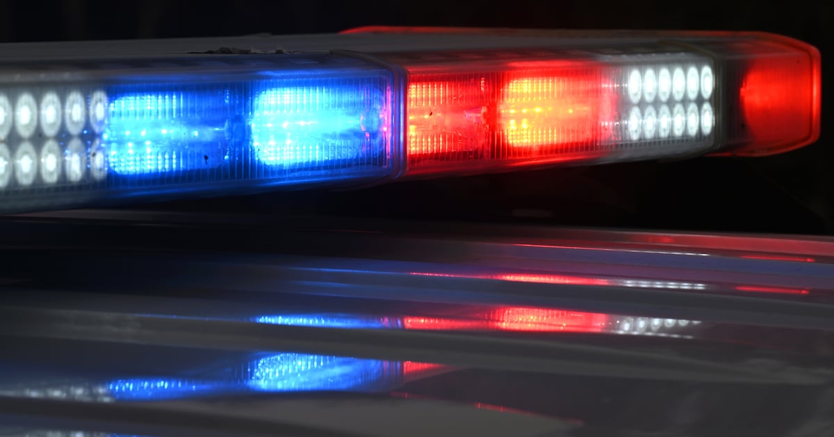 Vehicle fatally strikes pedestrian on Seward Highway in Fairview, police say