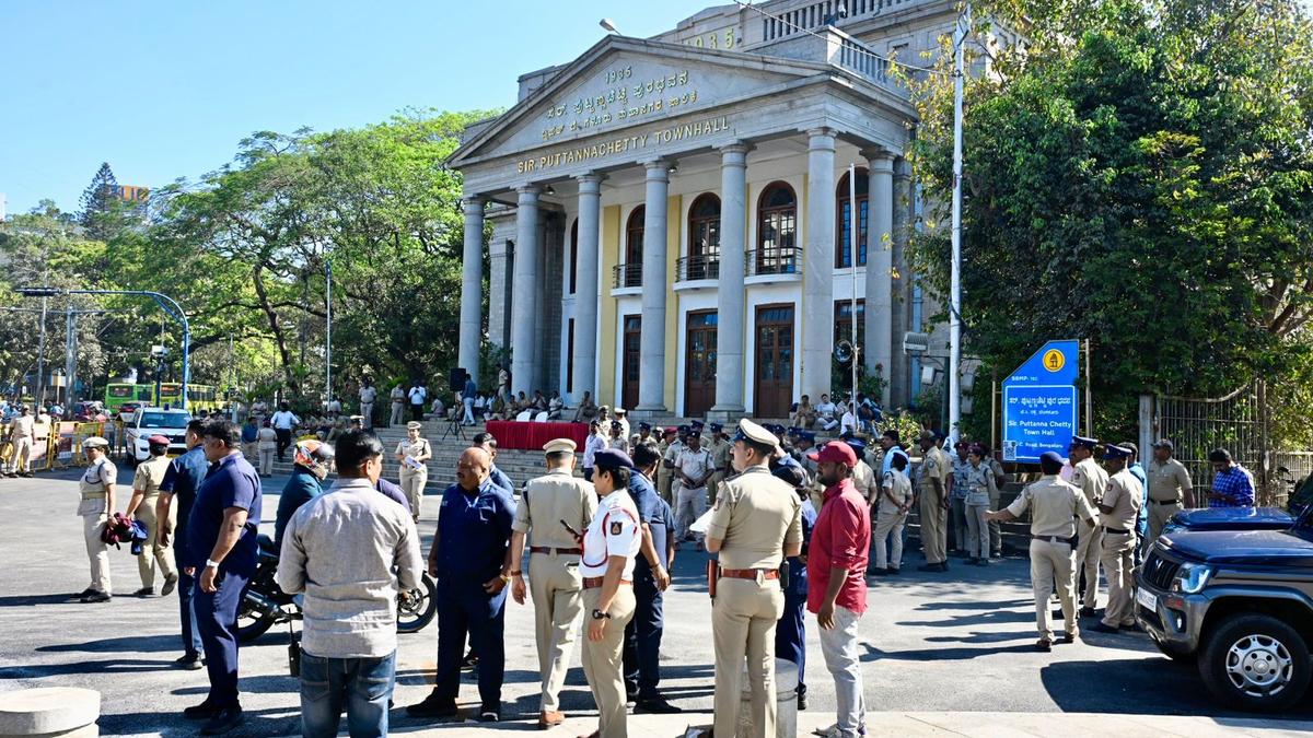 Workers converge around Town Hall in Bengaluru for protest rally against new labour codes