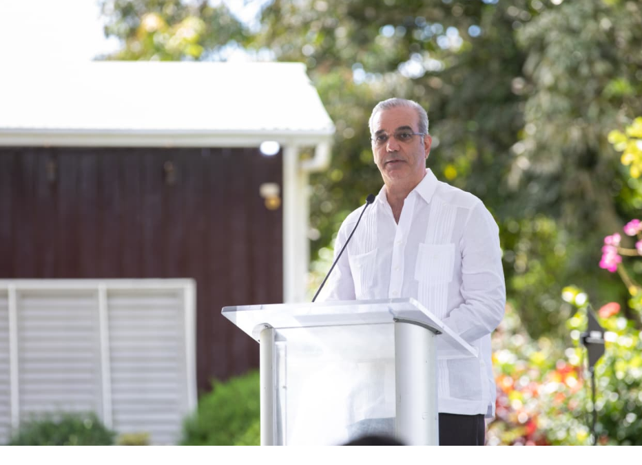 Abinader honors Minerva Mirabal’s legacy on centennial of her birth