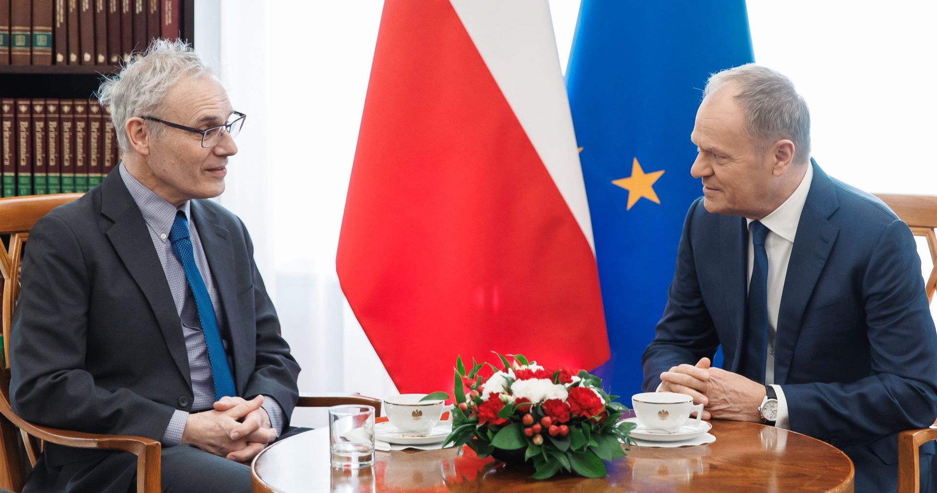 American Nobel laureate seeks Polish citizenship