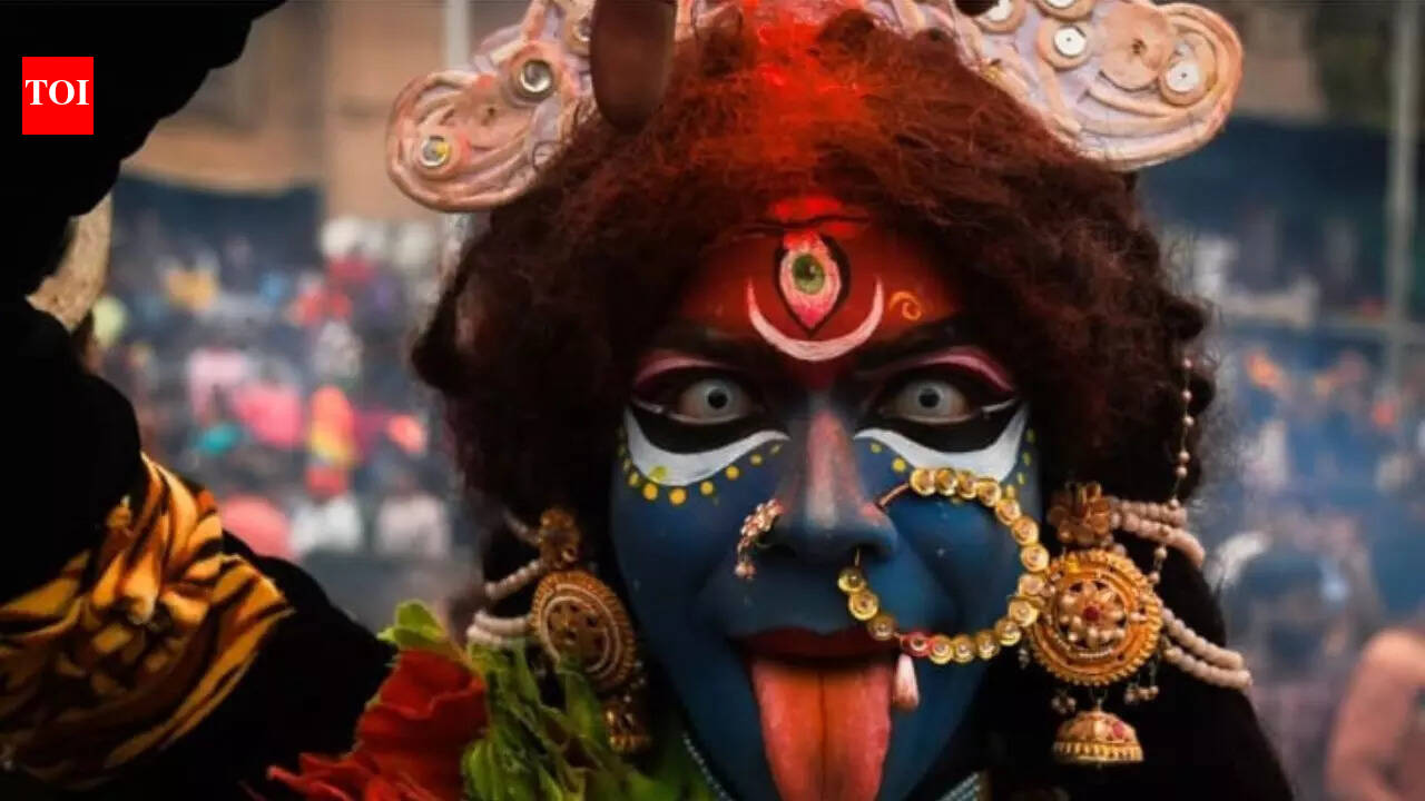 'Ashes to ashes, dust to dust': Inside Masaan Holi at Manikarnika Ghat | India News