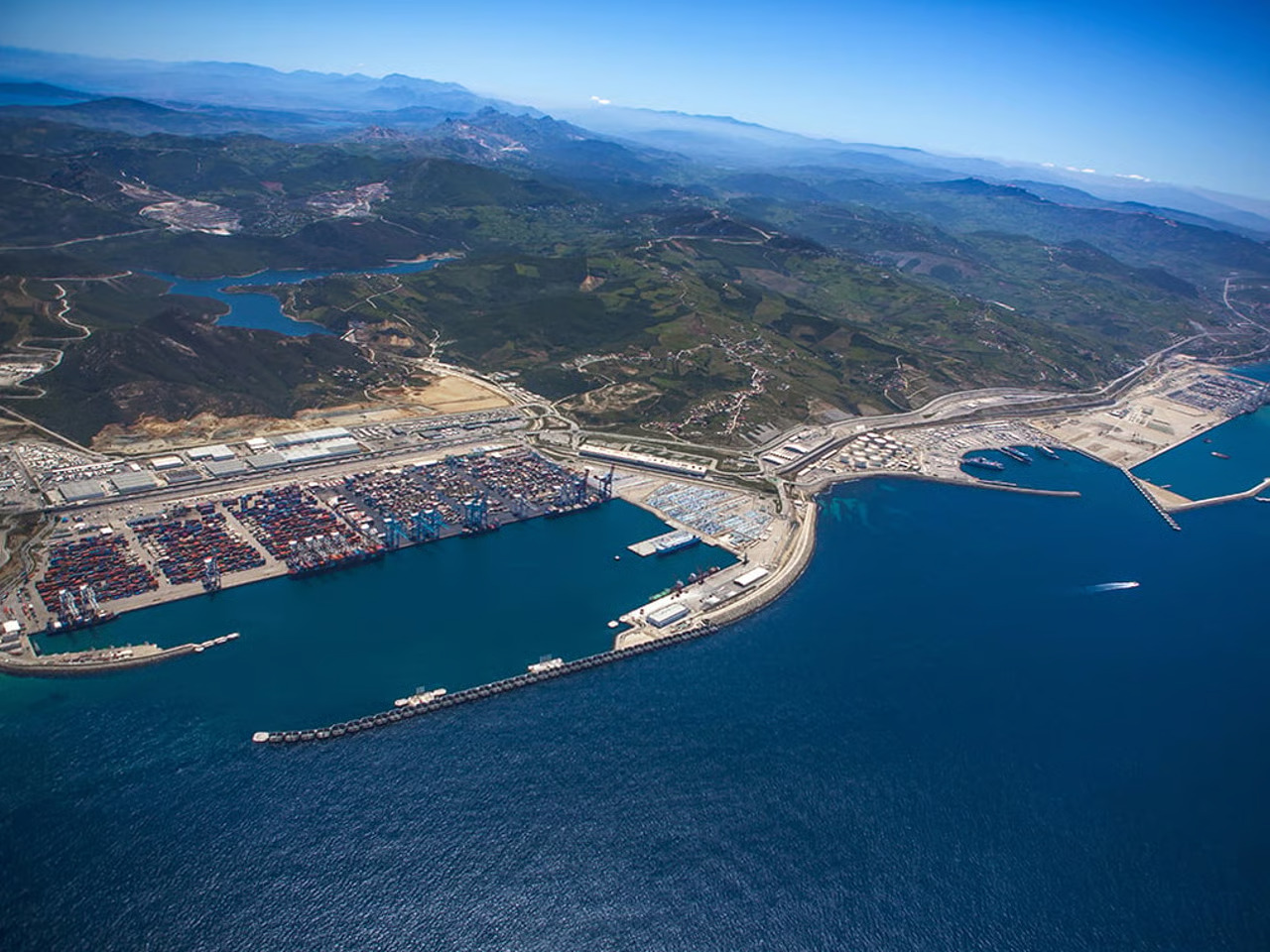 Australian Miner Eyes Tanger Med for Mauritanian Uranium Exports