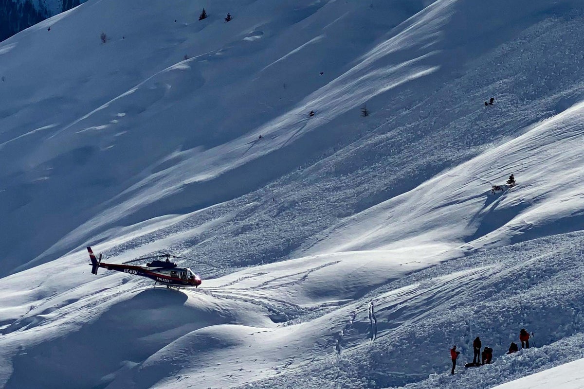 Avalanche in Swedish ski resort leaves multiple people trapped