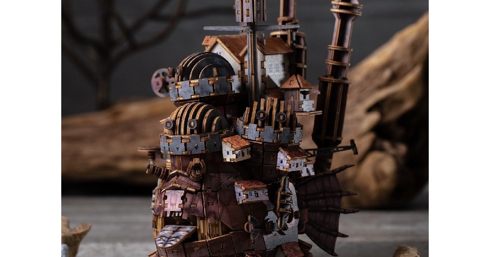 Awesome Ghibli Howl’s Moving Castle figure is also a puzzle and an organizer[Photos]