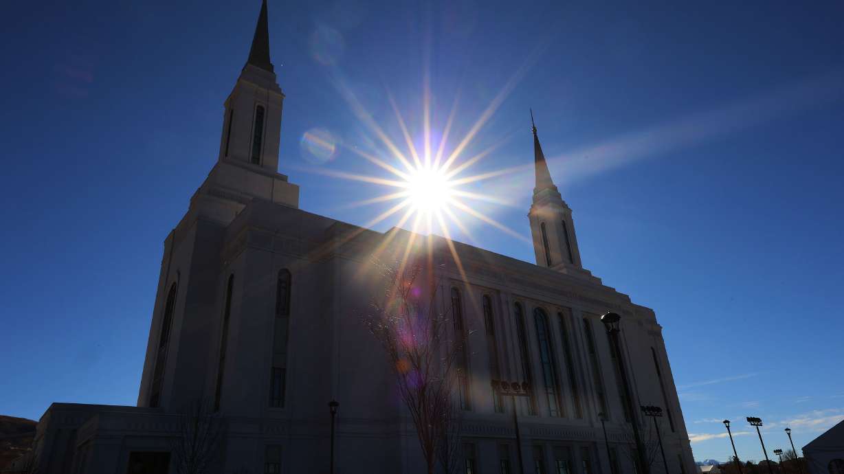 'Beacon of light': Open house begins for new Latter-day Saint temple in Lindon