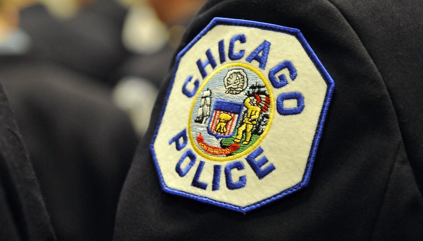 Chicago police shoot and kill person in Humboldt Park