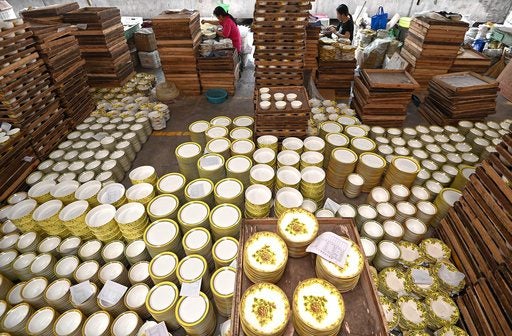 China's factory activity contracts for a second month