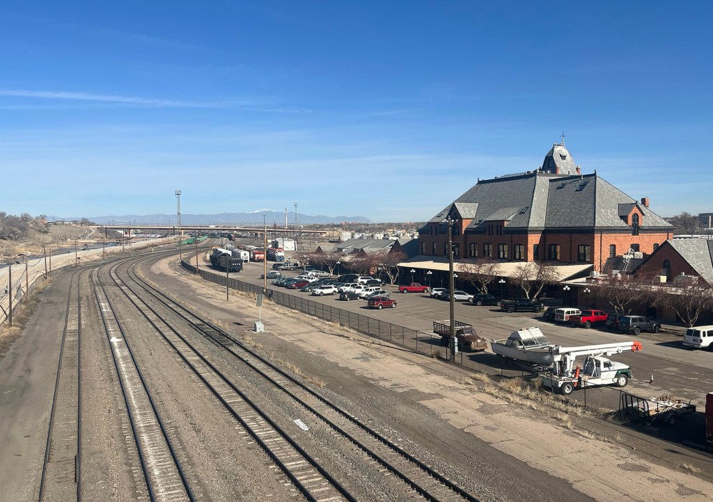Coloradans can vote on name of Front Range rail