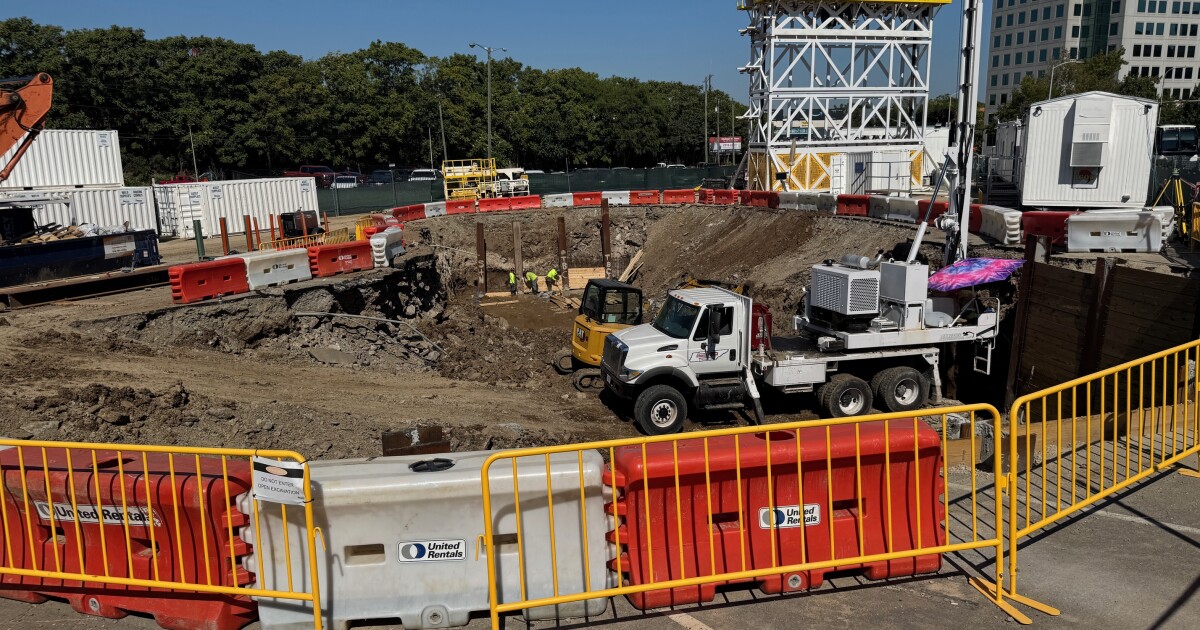 Democratic lawmakers host Nashville tunnel town hall