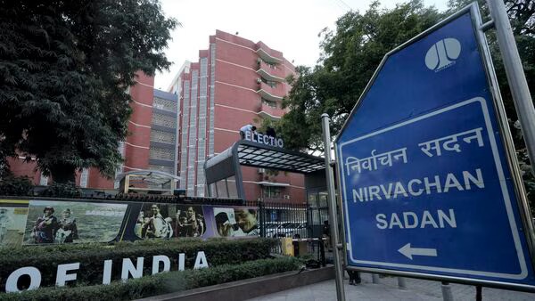 EC Orders Suspension of BDO After Violence at Poll Training Venue in Bengal