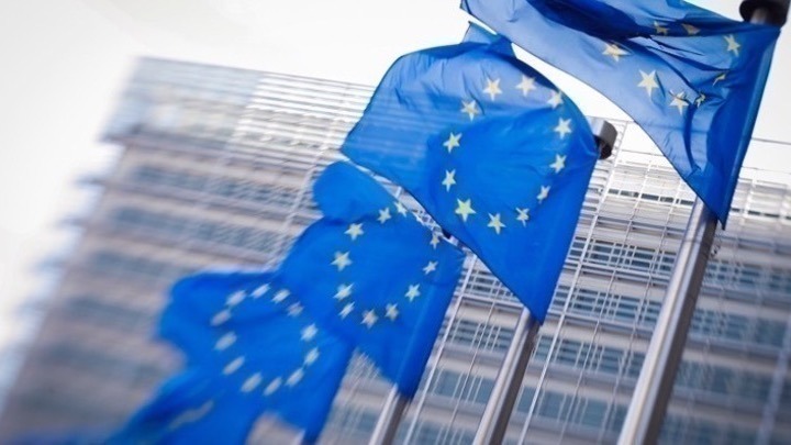 EU Commission greenlights Greece's request for €1.8 billion