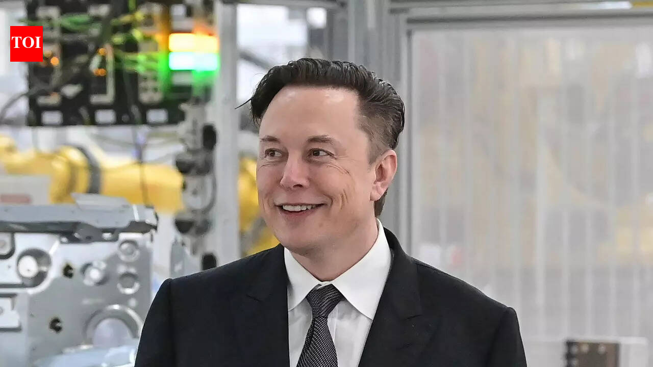 Elon Musk: My back still hurts a little bit, I am like, can AI please ...
