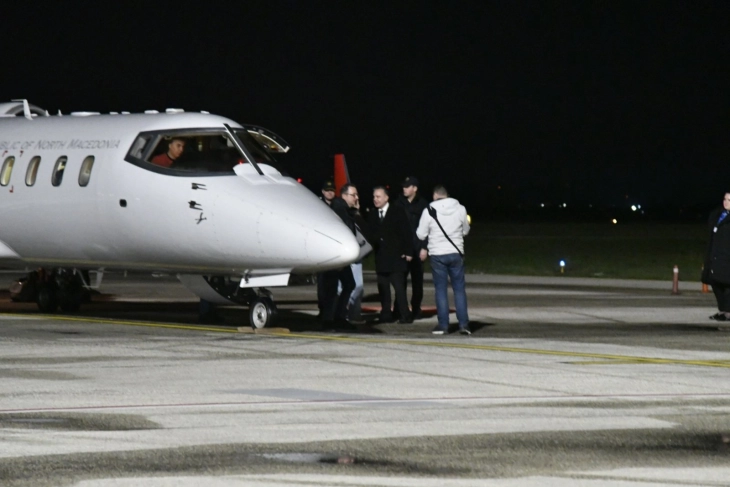 First group of Macedonian citizens evacuated from Israel