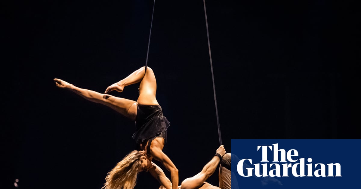 Flinging circus into the 21st century: how the immersive Walk My World became a Budapest must-see | Immersive theatre
